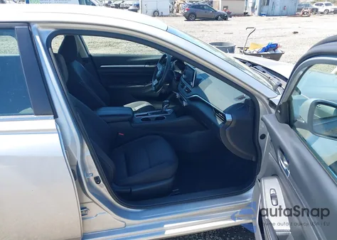 2022 Nissan Altima Sv Fwd z USA, uszkodzony, nr VIN 1N4BL4DV7NN389085